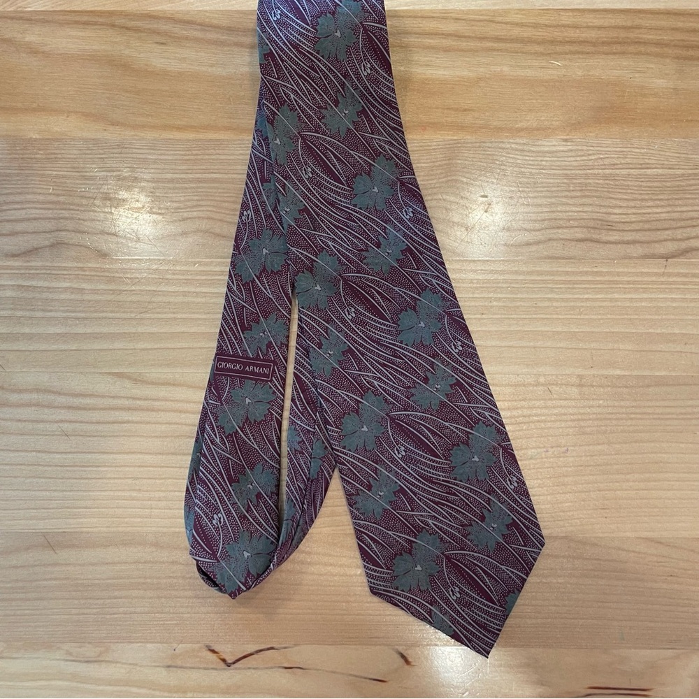 Giorgio Armani Red and Green Silk Tie